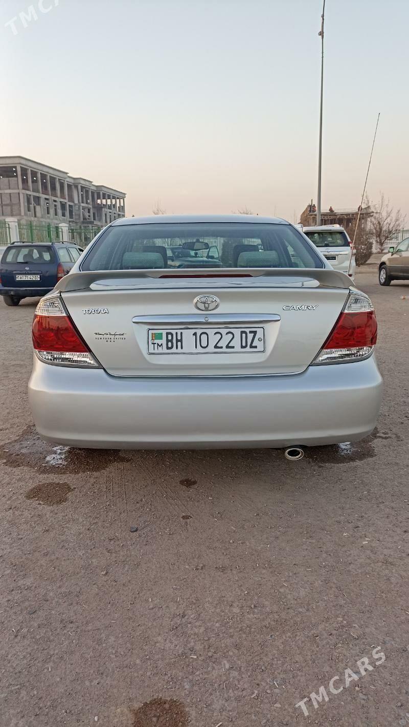 Toyota Camry 2004 - 170 000 TMT - Дашогуз - img 2