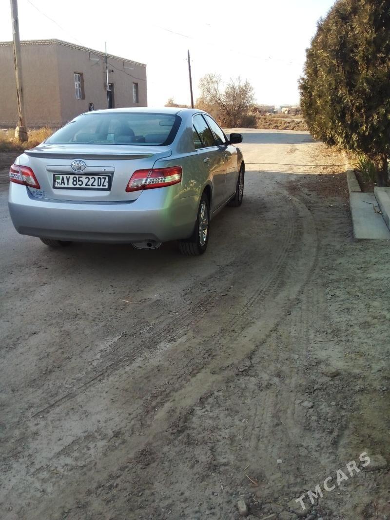 Toyota Camry 2010 - 160 000 TMT - Шабатский этрап - img 5