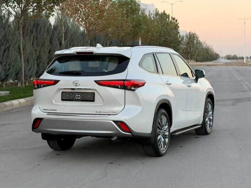 Toyota Highlander 2021 - 655 000 TMT - Ашхабад - img 5