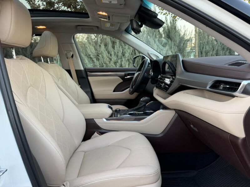 Toyota Highlander 2021 - 655 000 TMT - Ашхабад - img 10