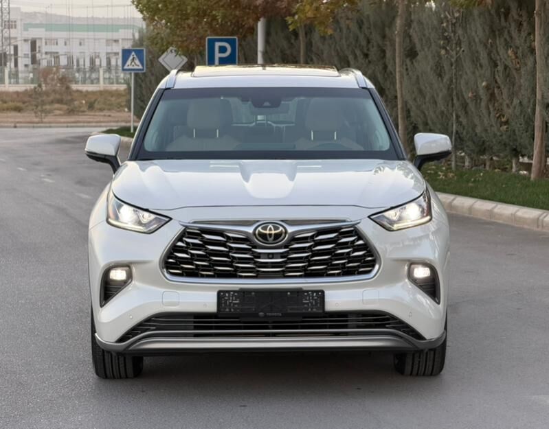 Toyota Highlander 2021 - 655 000 TMT - Ашхабад - img 4