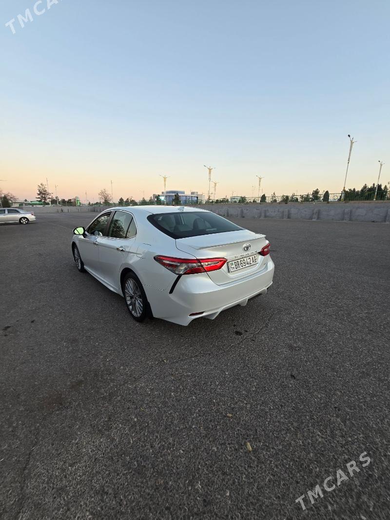Toyota Camry 2019 - 290 000 TMT - 11 мкр - img 6