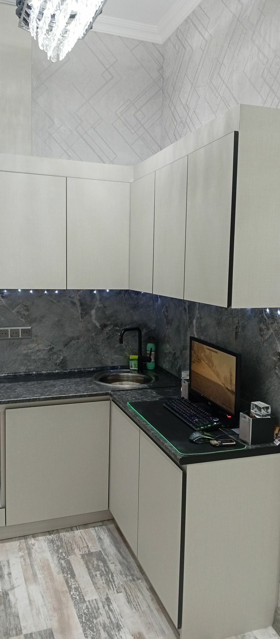 2к. КВ Тихий двор - Türkmenbaşy - img 3