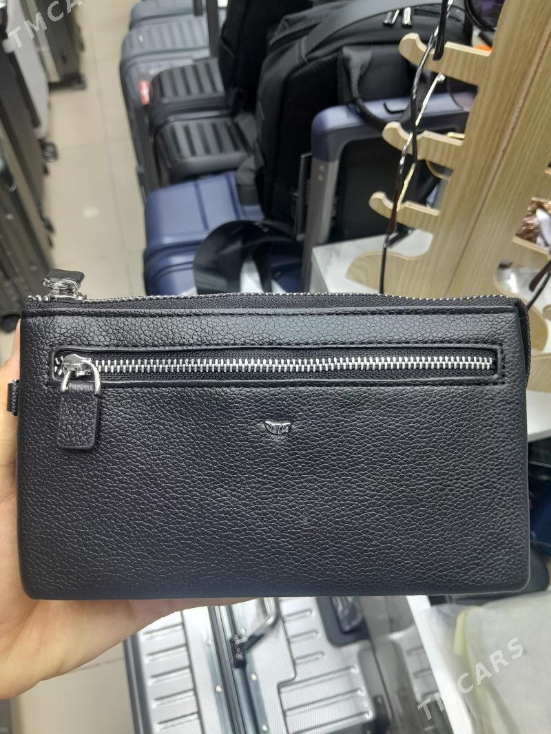 tergan gapjyk - Garaşsyzlygyň 15 ýyllygy Söwda Merkezi - img 1