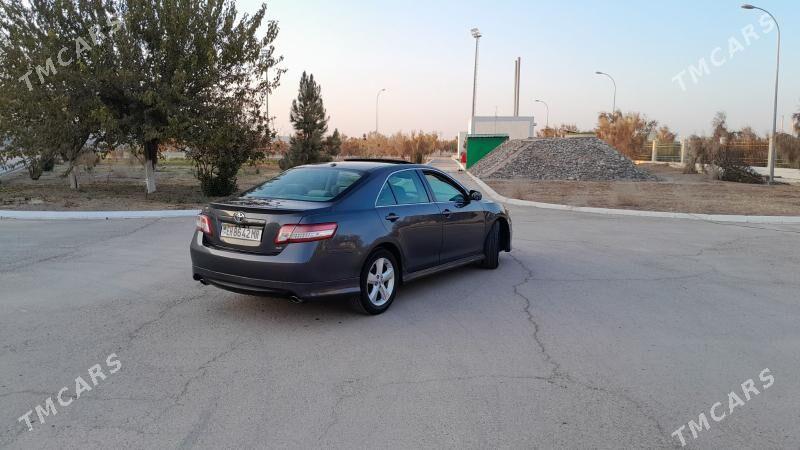 Toyota Camry 2010 - 198 000 TMT - Ýolöten - img 2