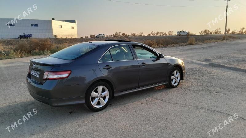 Toyota Camry 2010 - 198 000 TMT - Ýolöten - img 6