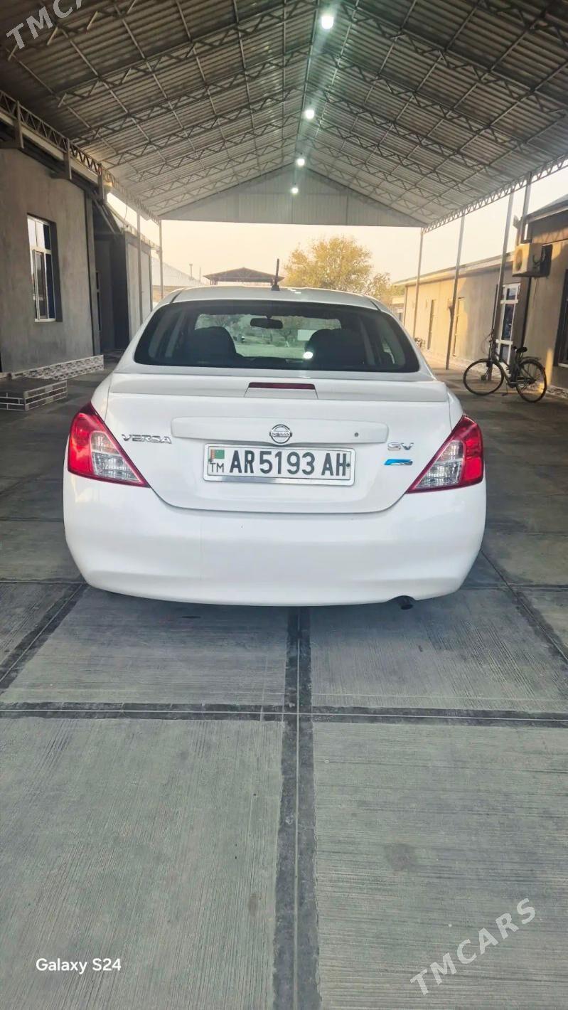 Nissan Versa 2013 - 137 777 TMT - Ашхабад - img 2