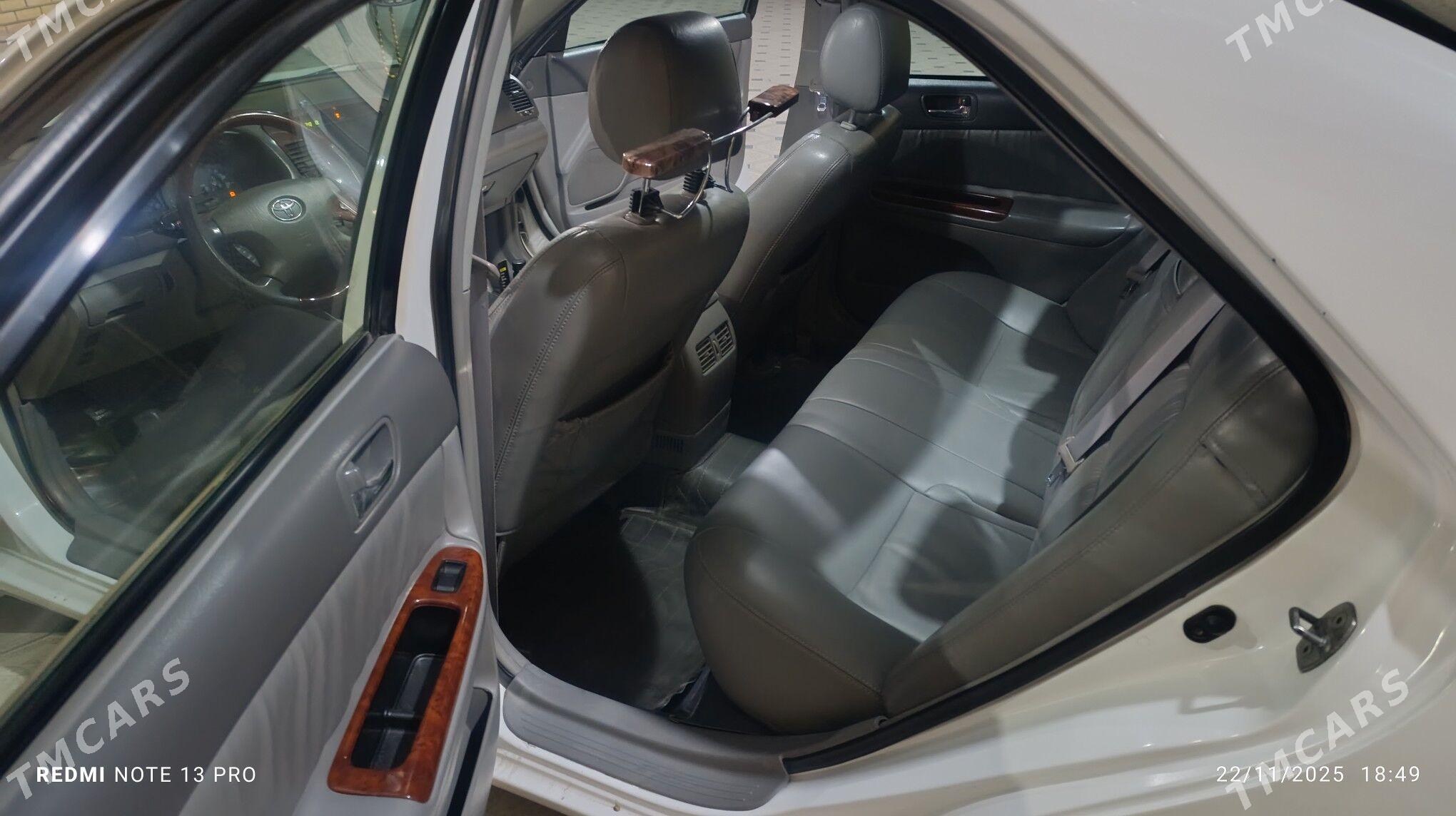 Toyota Camry 2004 - 195 000 TMT - Мары - img 3