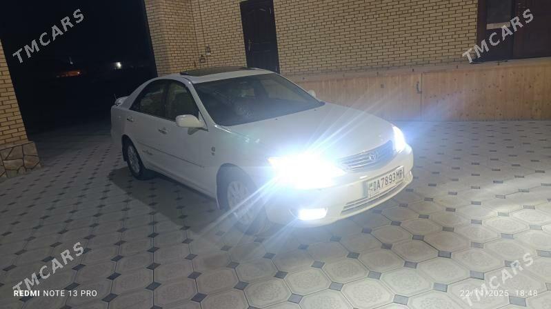 Toyota Camry 2004 - 195 000 TMT - Мары - img 5