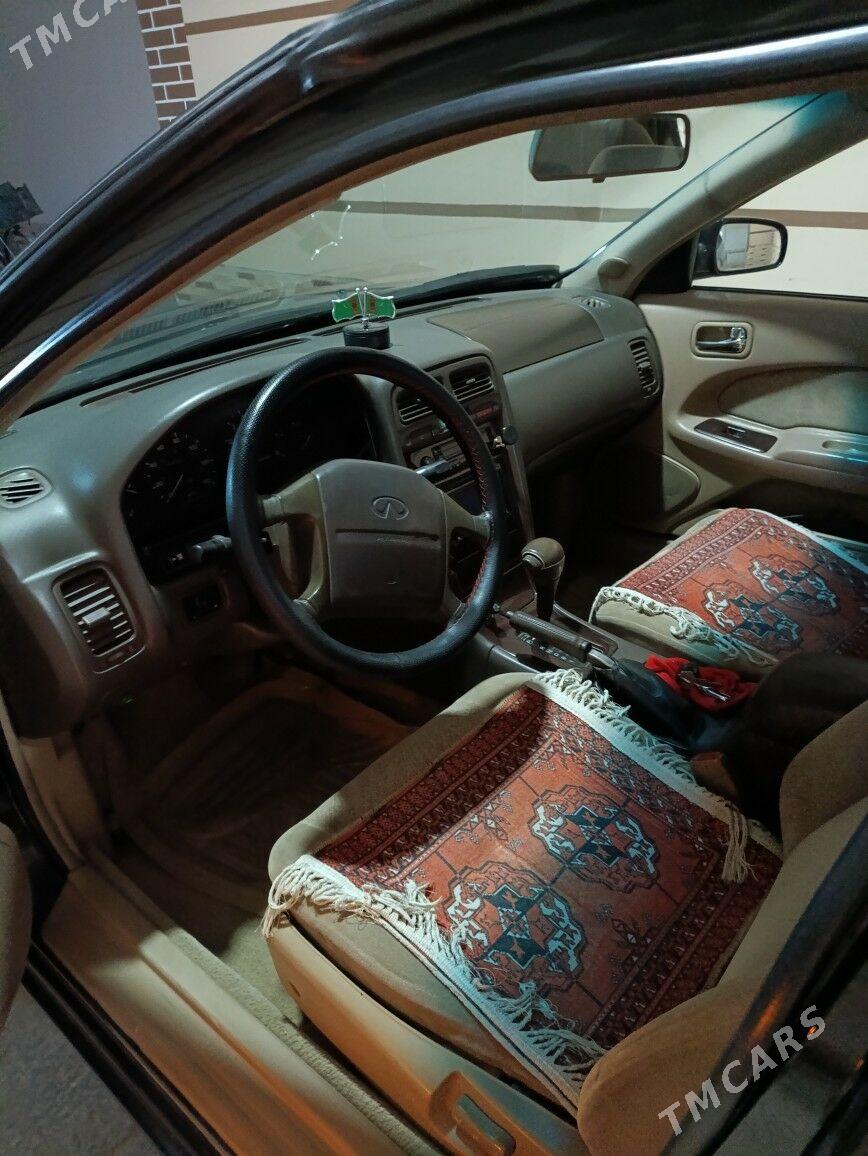 Infiniti Q 1996 - 60 000 TMT - Dänew - img 2