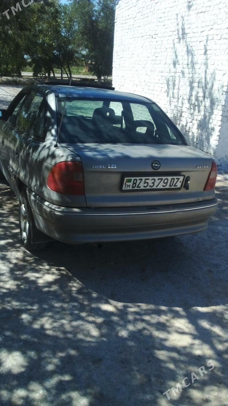 Opel Astra 1992 - 50 000 TMT - Болдумсаз - img 4