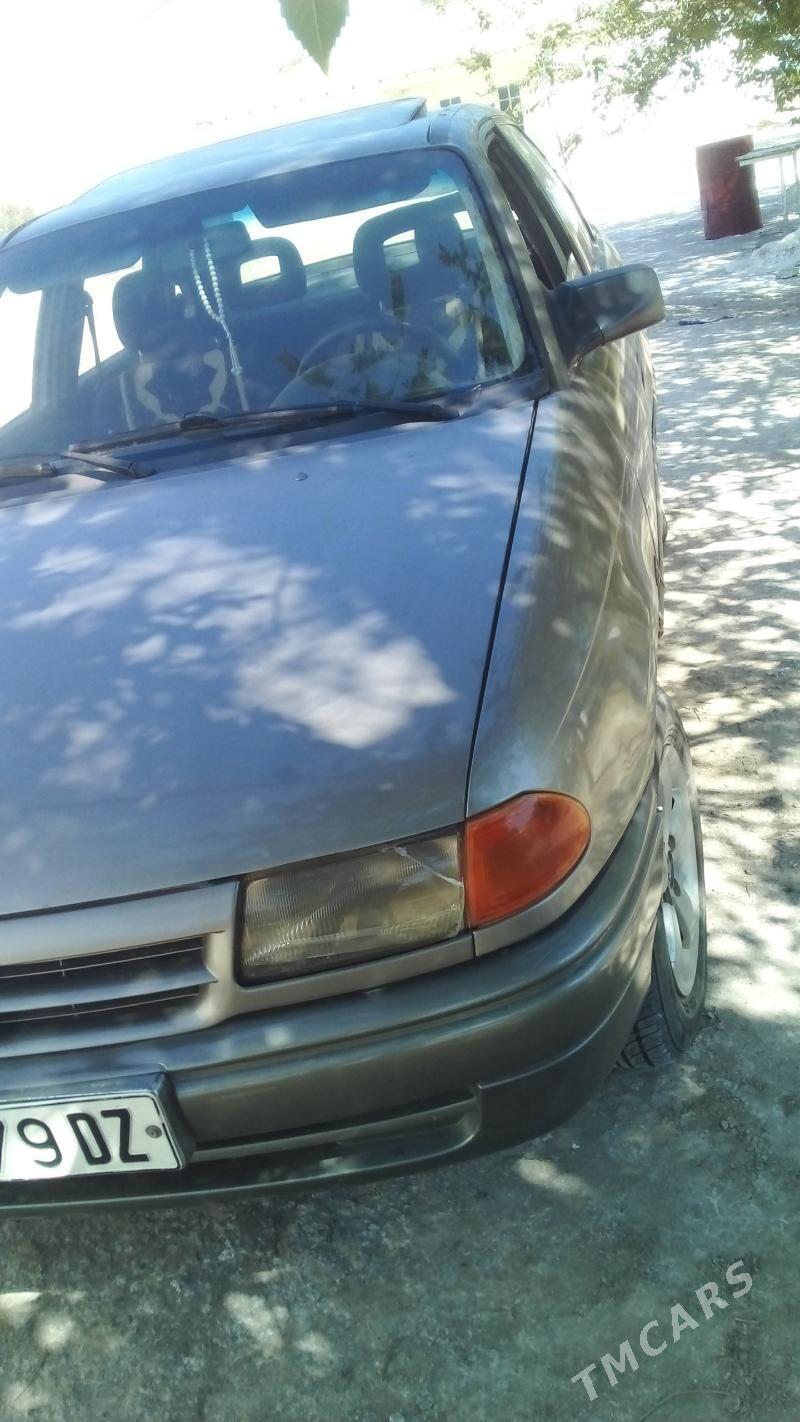 Opel Astra 1992 - 50 000 TMT - Болдумсаз - img 2