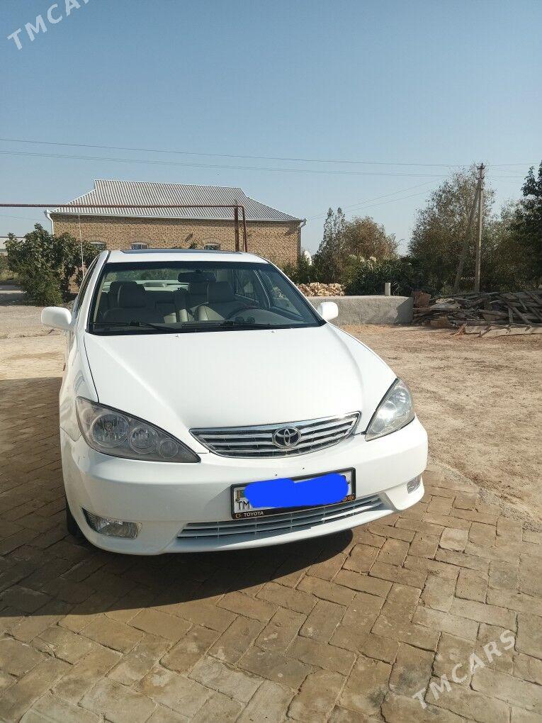 Toyota Camry 2004 - 140 000 TMT - Мары - img 5