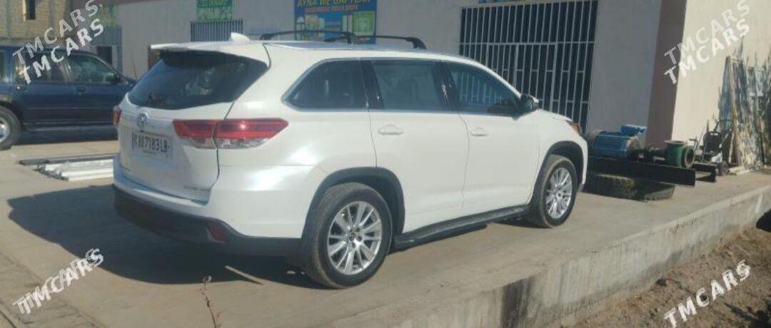 Toyota Highlander 2017 - 420 000 TMT - Туркменабат - img 3
