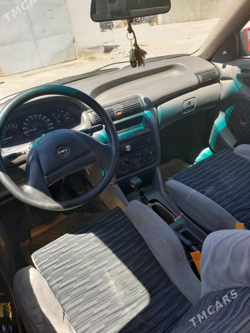 Opel Astra 1992 - 125 000 TMT - Сейди - img 5