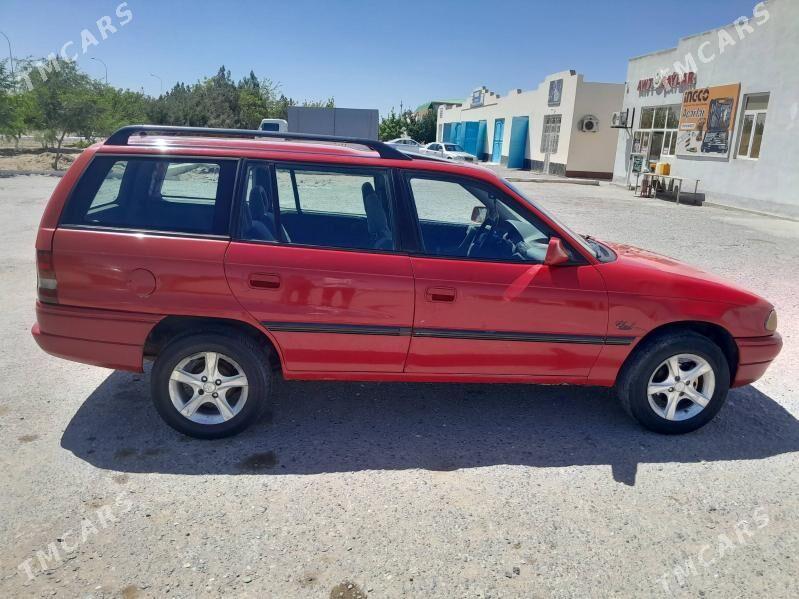 Opel Astra 1992 - 125 000 TMT - Сейди - img 3