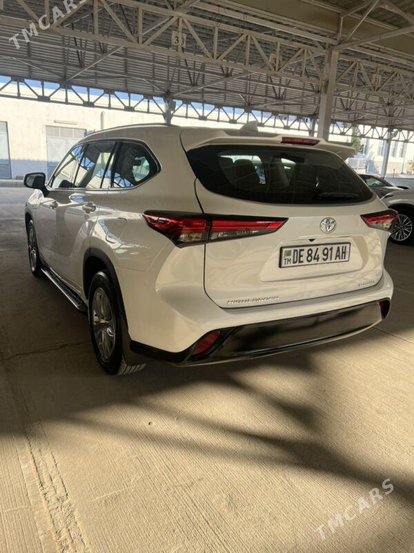 Toyota Highlander 2021 - 670 000 TMT - Aşgabat - img 3