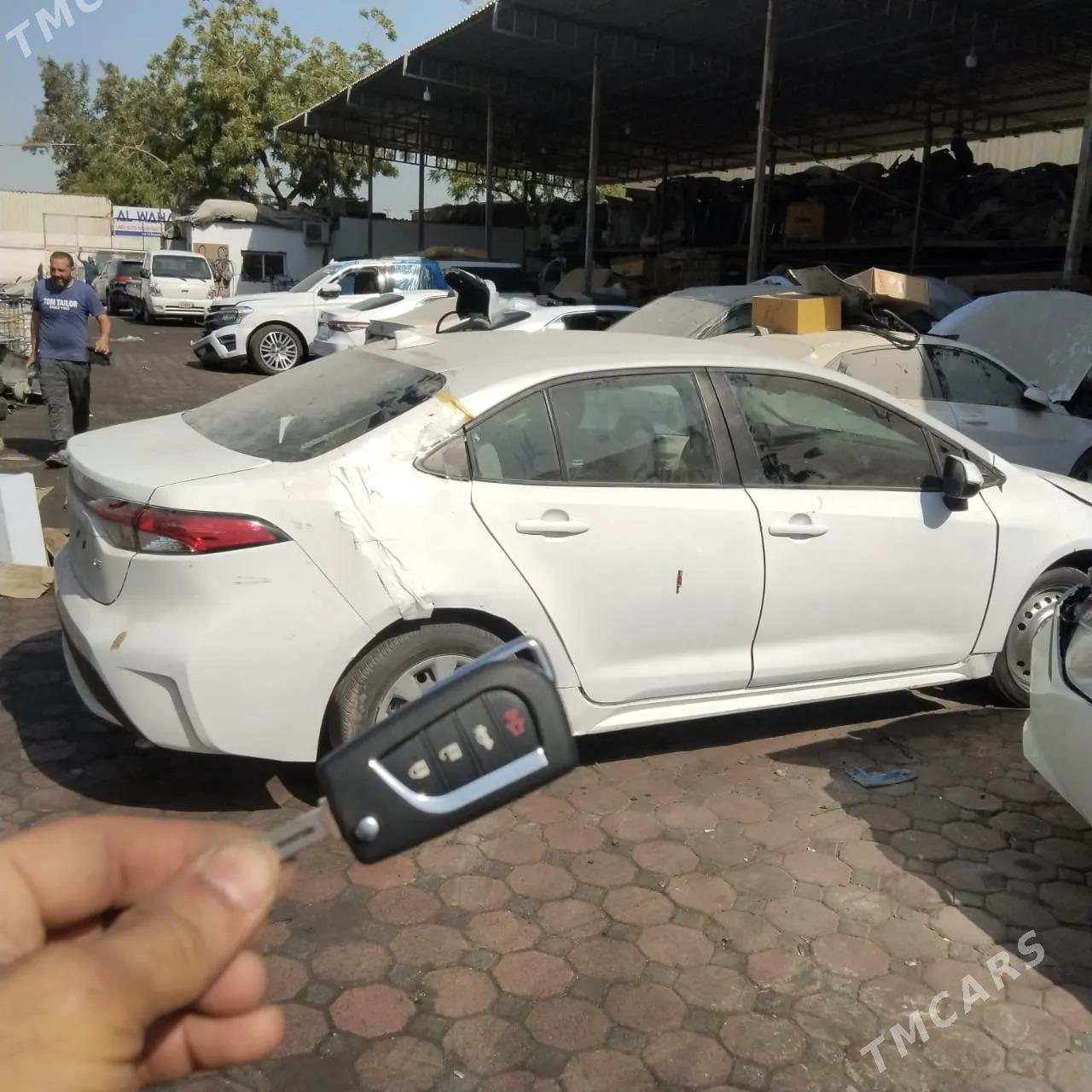 Toyota Corolla 2022 - 230 000 TMT - Мары - img 5