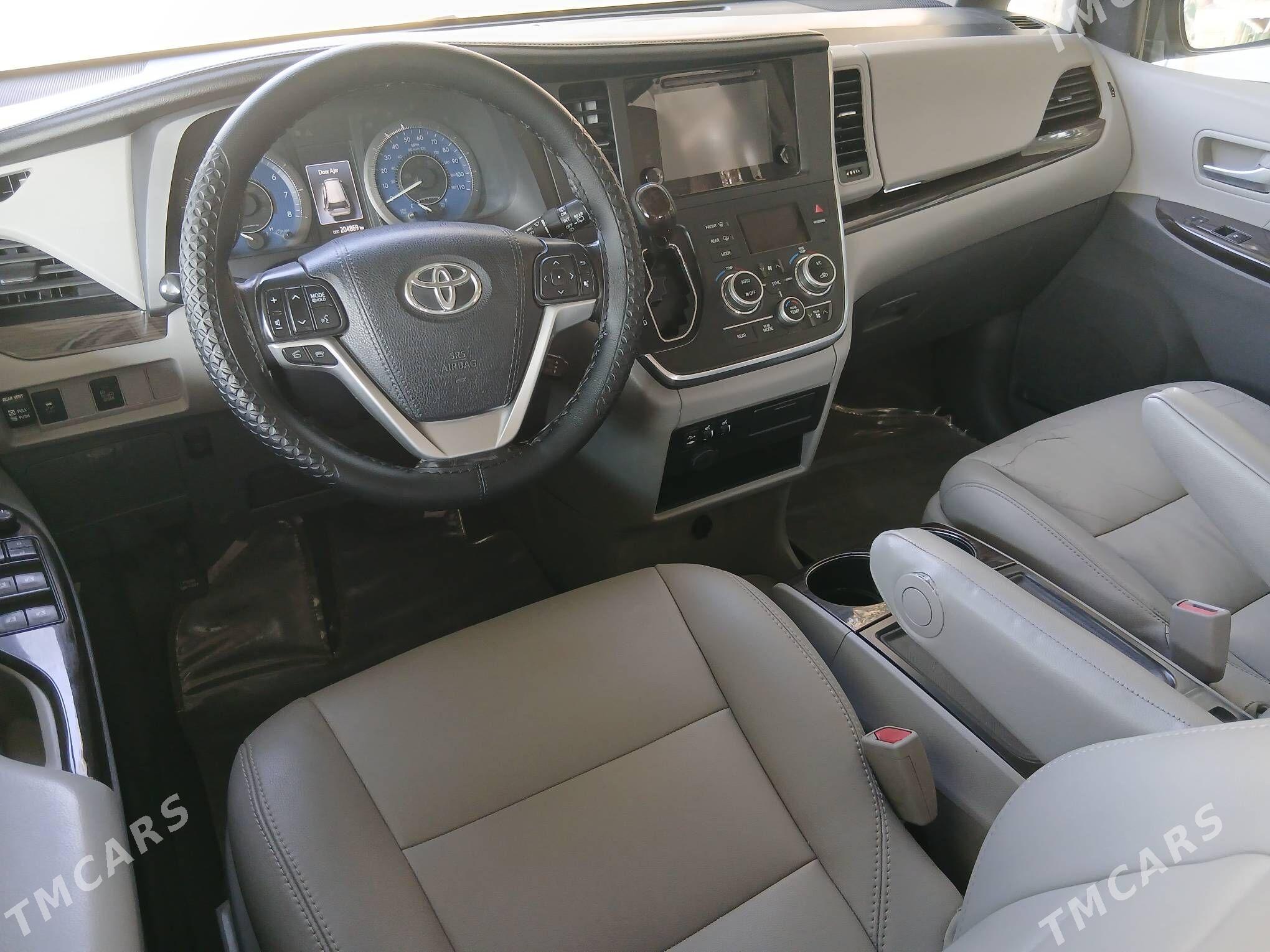 Toyota Sienna 2016 - 345 000 TMT - Ашхабад - img 2