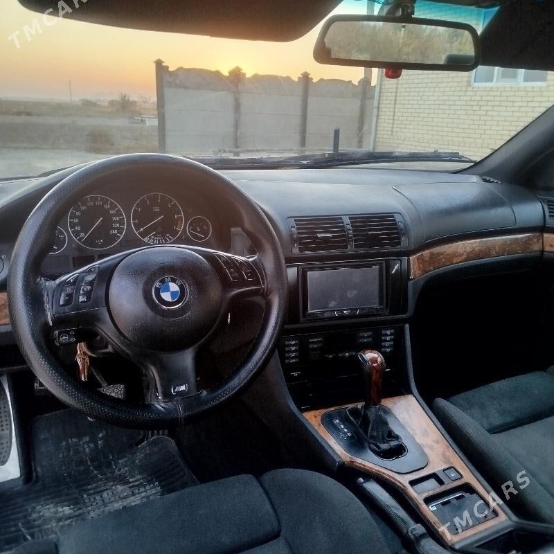 BMW 530 2002 - 125 000 TMT - Mary - img 3