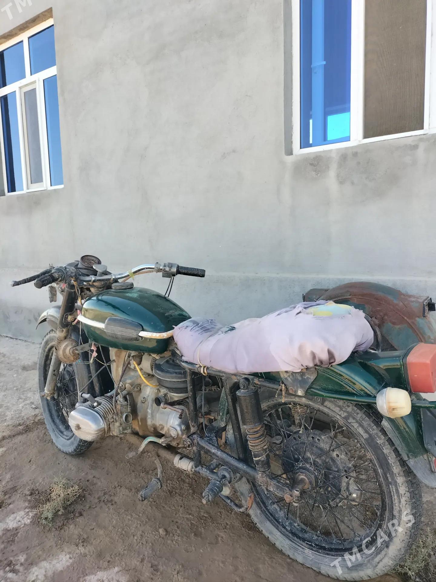 MTZ 80 2000 - 3 200 TMT - Байрамали - img 2