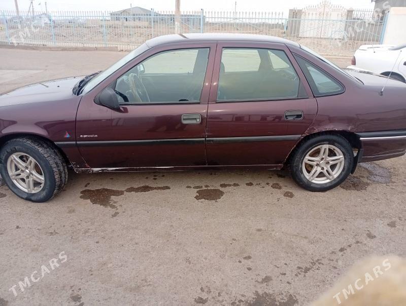Opel Vectra 1993 - 46 000 TMT - Шабатский этрап - img 3