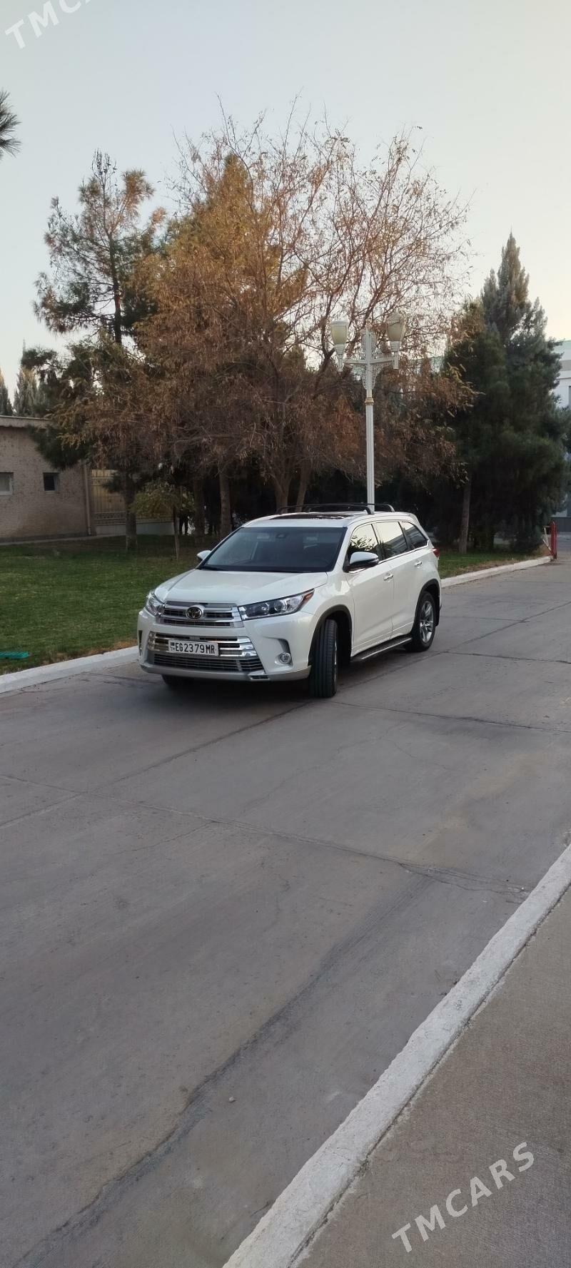 Toyota Highlander 2019 - 440 000 TMT - Мары - img 2