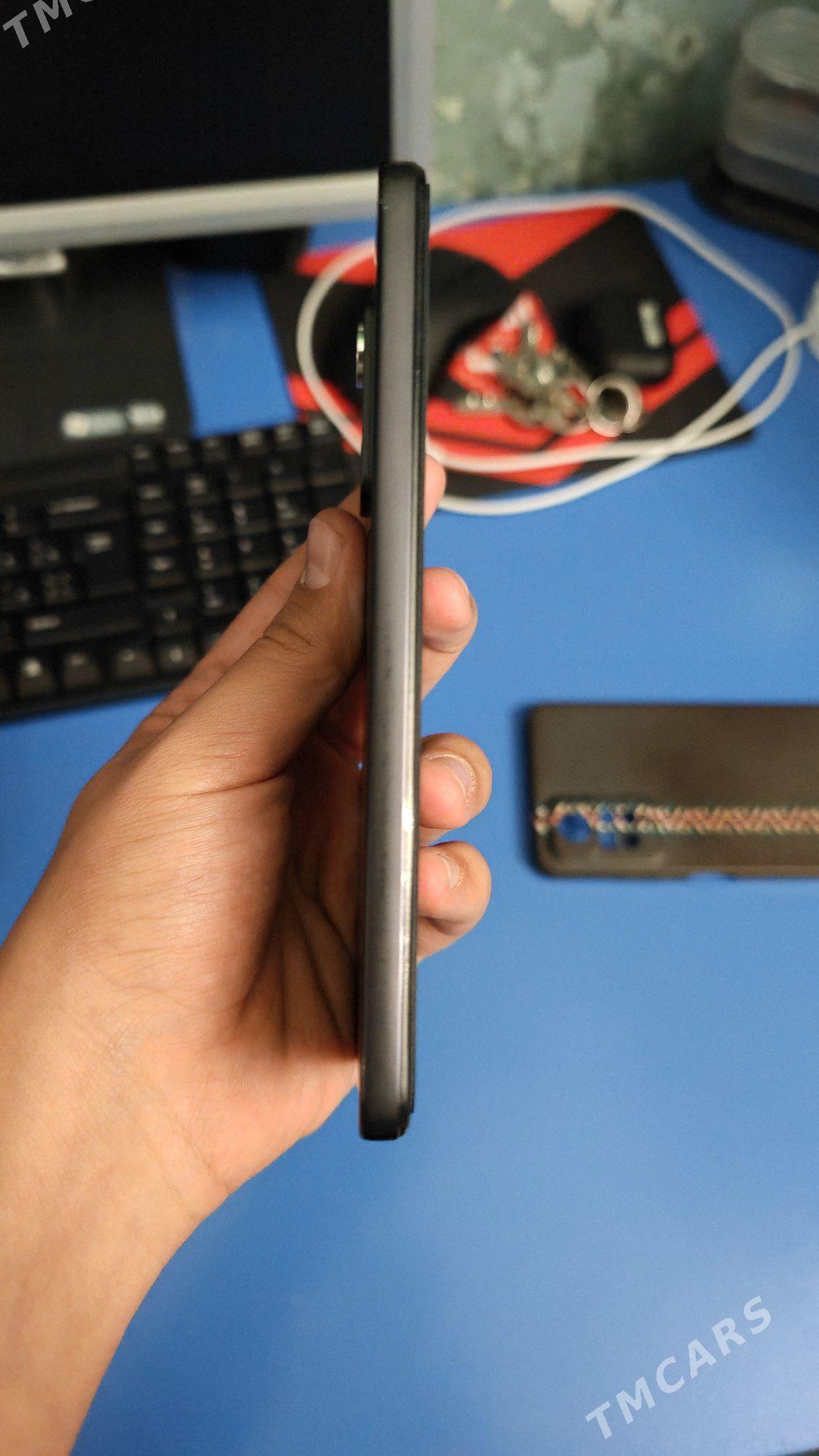 Redmi note 12 pro - Moskowskiý köç. (10 ýyl abadançylyk şaýoly) - img 2