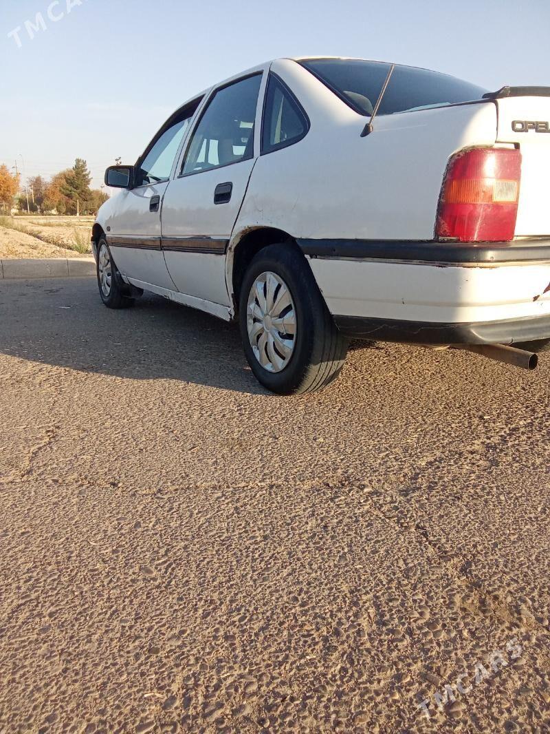 Opel Vectra 1990 - 23 000 TMT - Байрамали - img 3