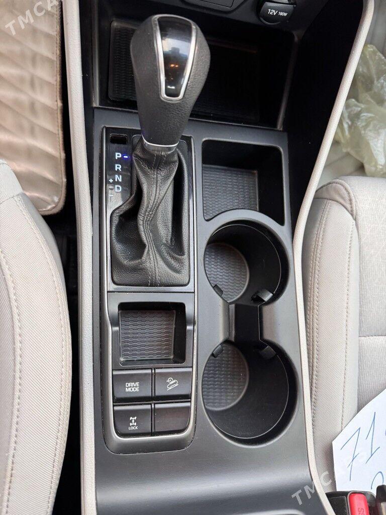Hyundai Tucson 2017 - 270 000 TMT - Дашогуз - img 10