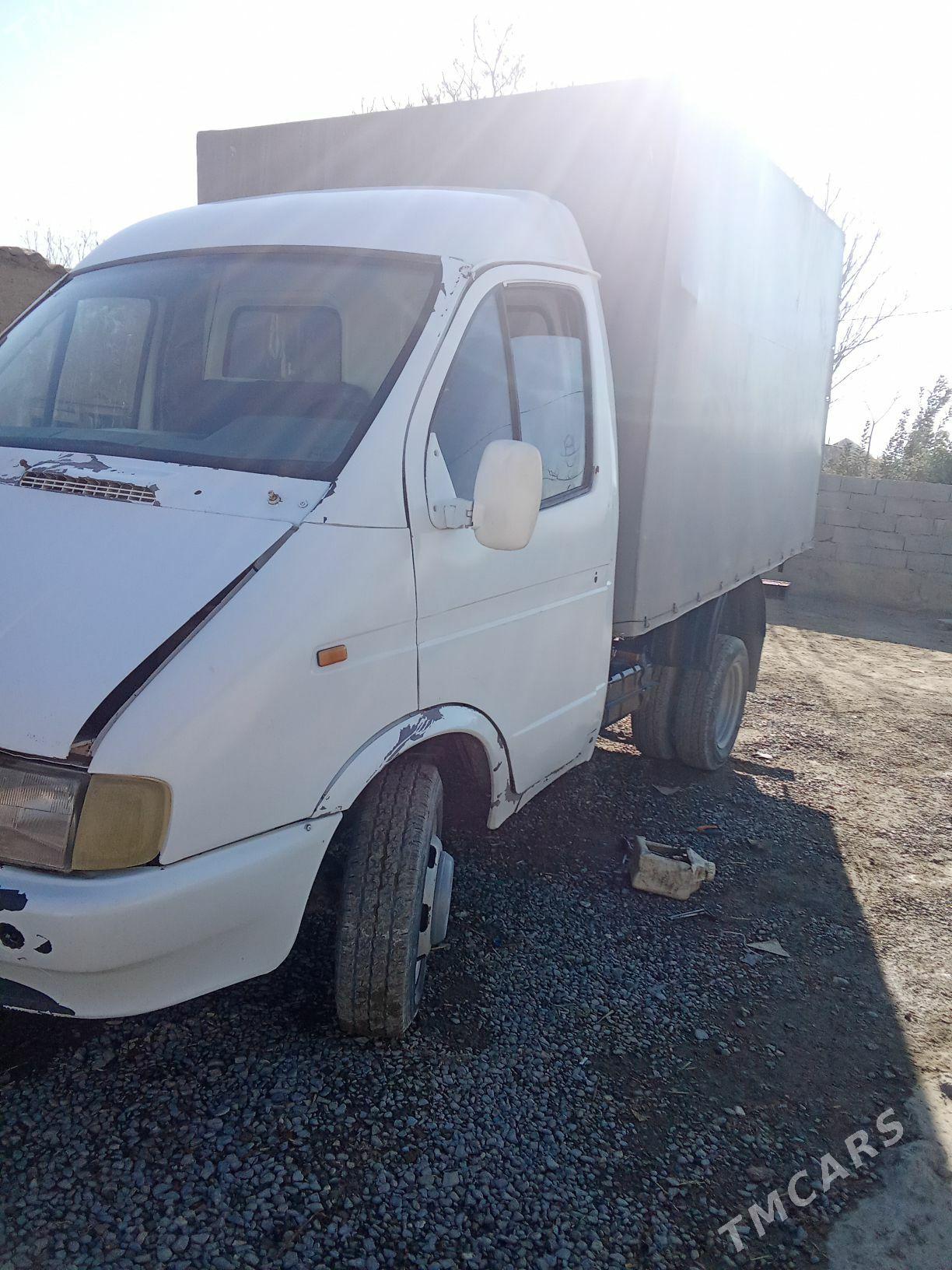 Gaz 21 1999 - 55 000 TMT - Bäherden - img 1