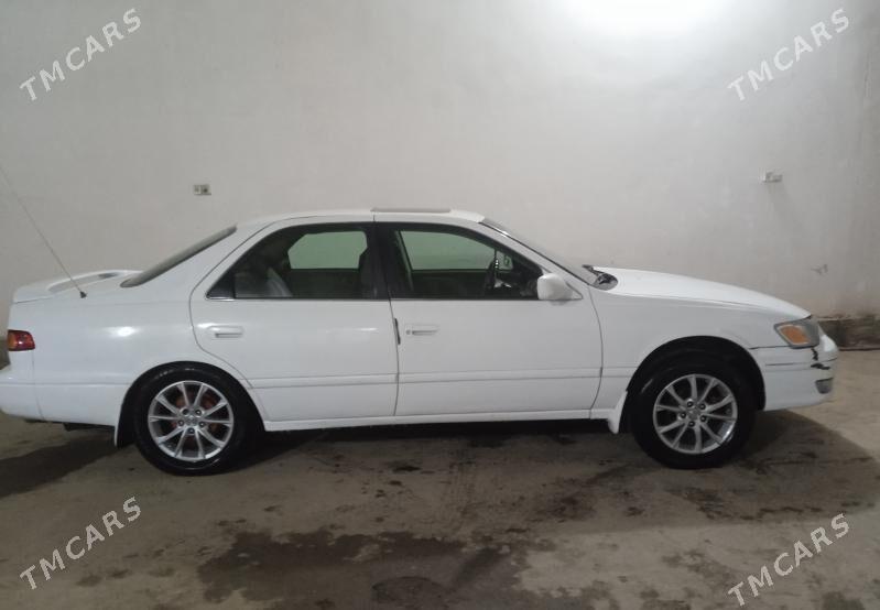 Toyota Camry 1999 - 120 000 TMT - Туркменабат - img 3