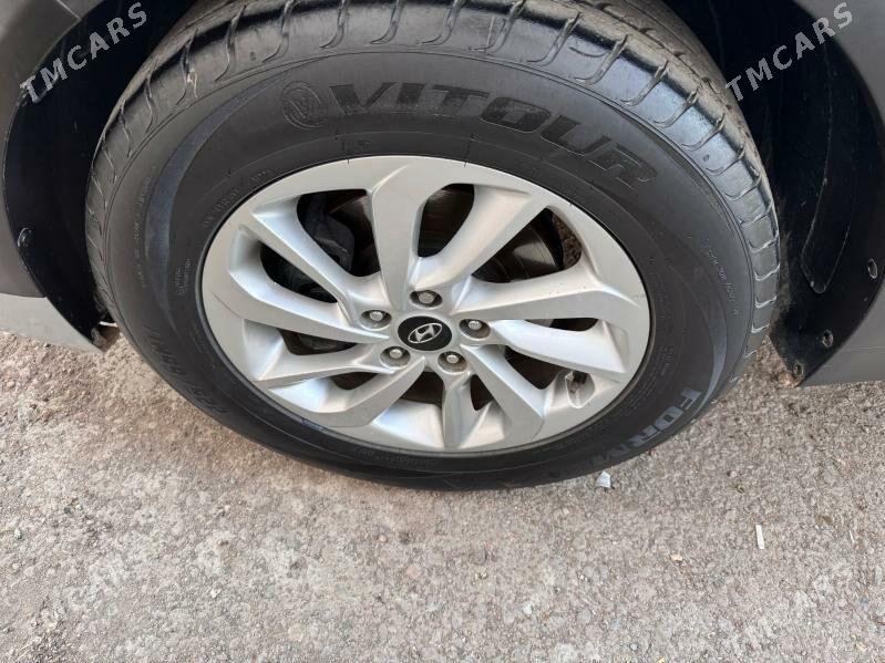 Hyundai Tucson 2017 - 270 000 TMT - Дашогуз - img 8