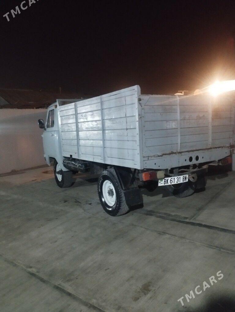 UAZ 452 1992 - 50 000 TMT - Balkanabat - img 2