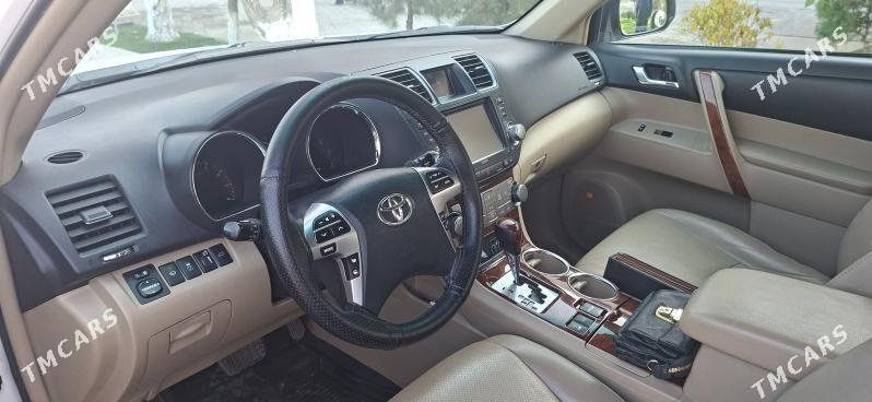 Toyota Highlander 2011 - 400 000 TMT - Туркменабат - img 5