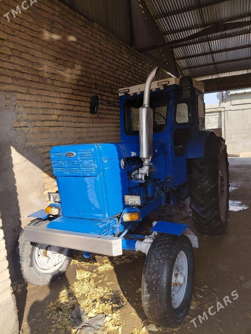 MTZ T-28 1989 - 36 000 TMT - Çärjew - img 1