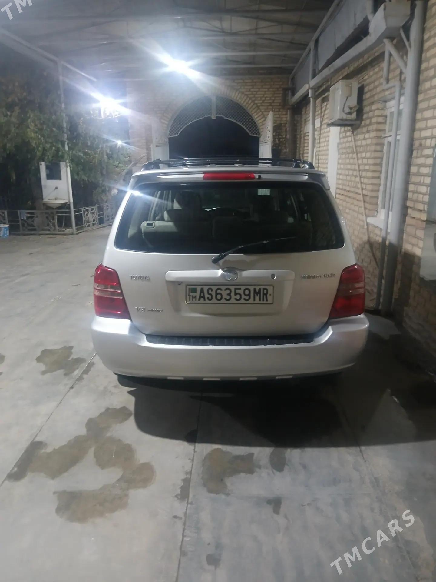 Toyota Highlander 2003 - 200 000 TMT - Мары - img 2