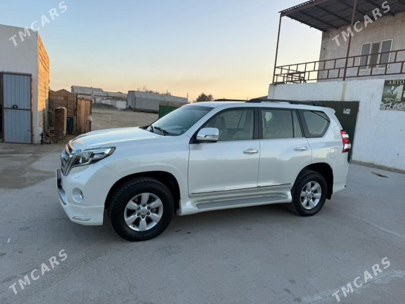 Toyota Land Cruiser Prado 2015 - 700 000 TMT - Hazar - img 2