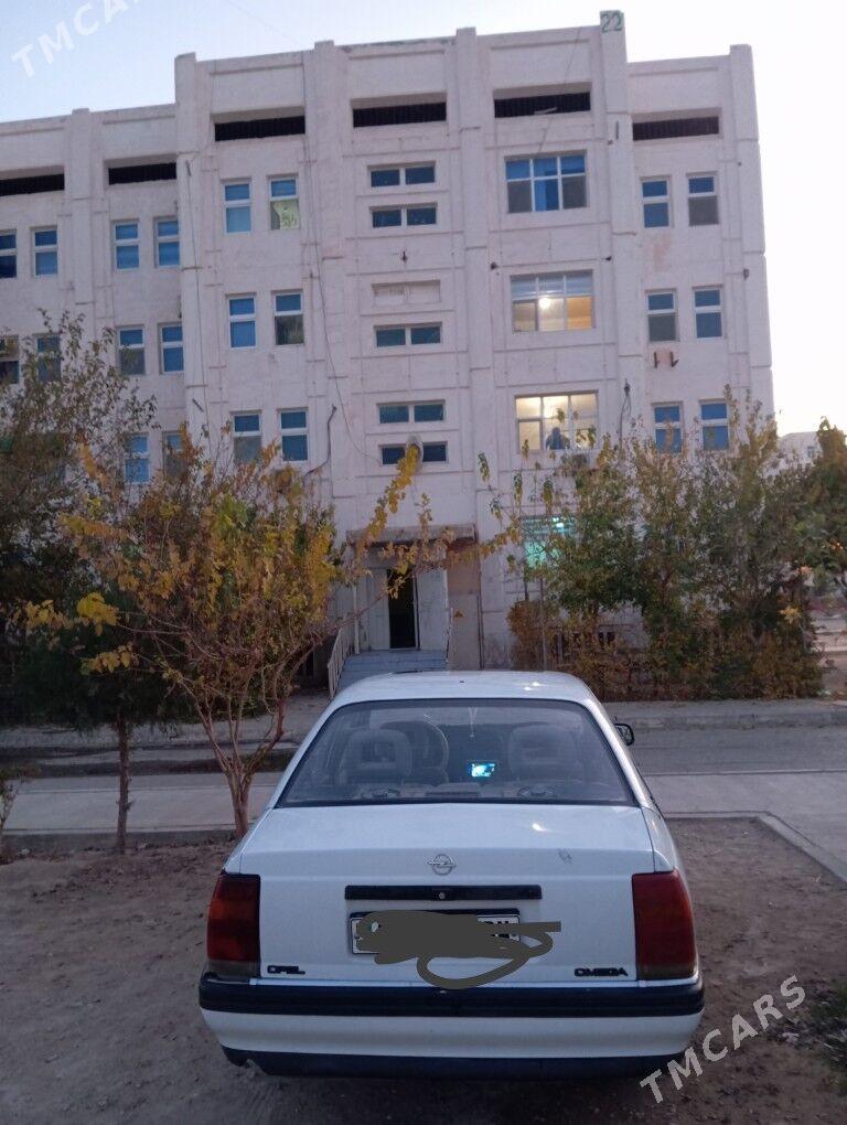 Opel Omega 1990 - 29 000 TMT - Балканабат - img 2