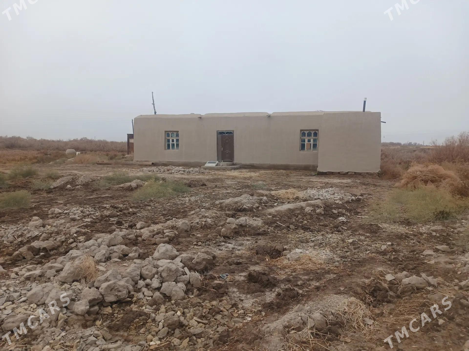 Satlyk Jaý. - етр. Туркменбаши - img 2