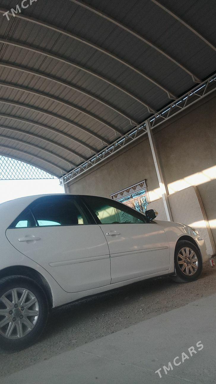 Toyota Camry 2002 - 175 000 TMT - Bäherden - img 3