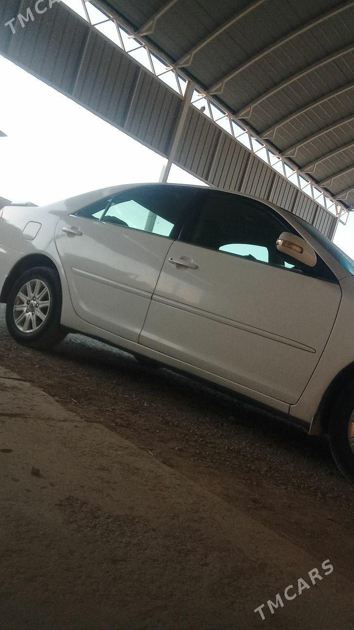 Toyota Camry 2002 - 175 000 TMT - Bäherden - img 4