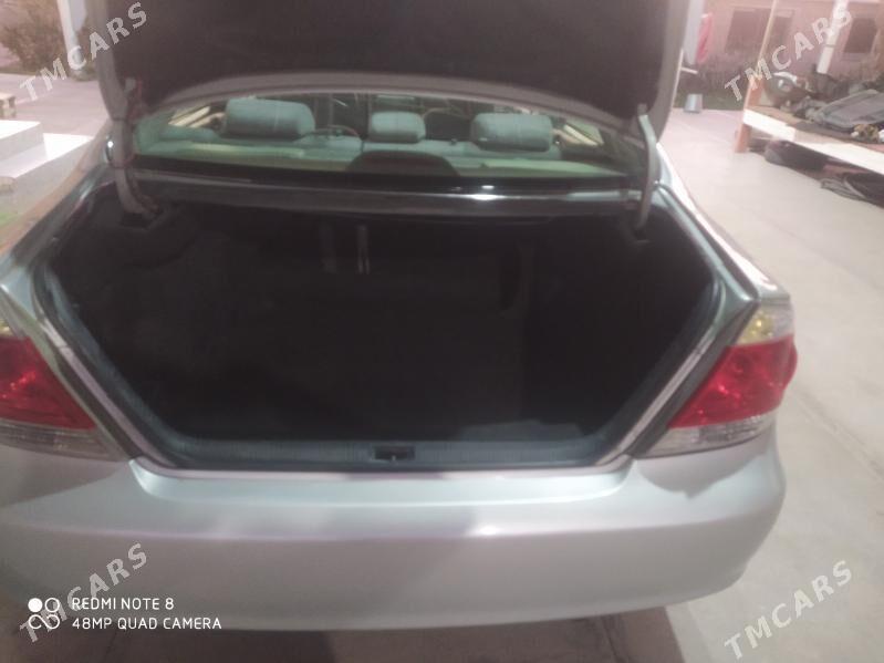 Toyota Camry 2005 - 180 000 TMT - Мары - img 4