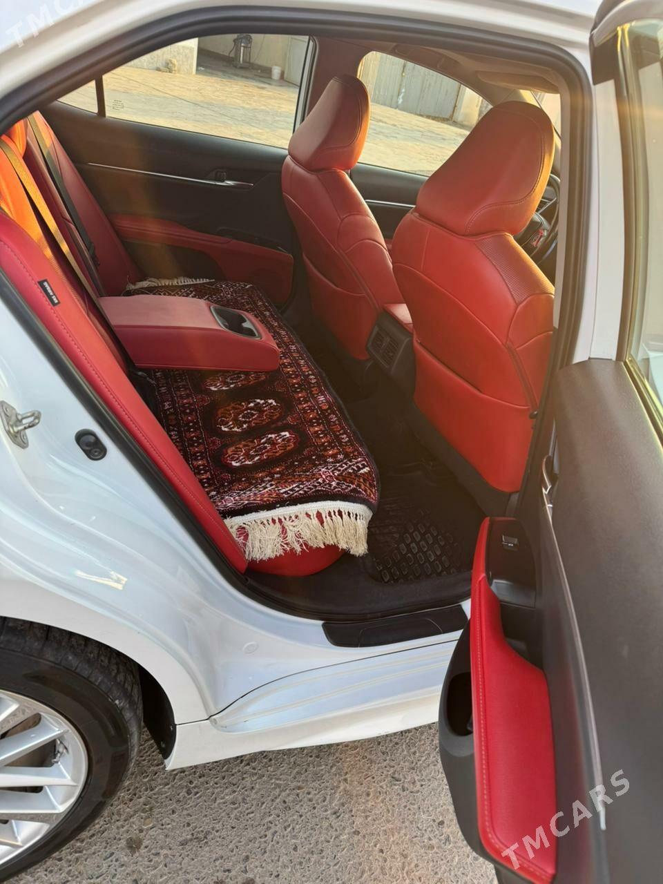 Toyota Camry 2019 - 340 000 TMT - Baýramaly - img 7