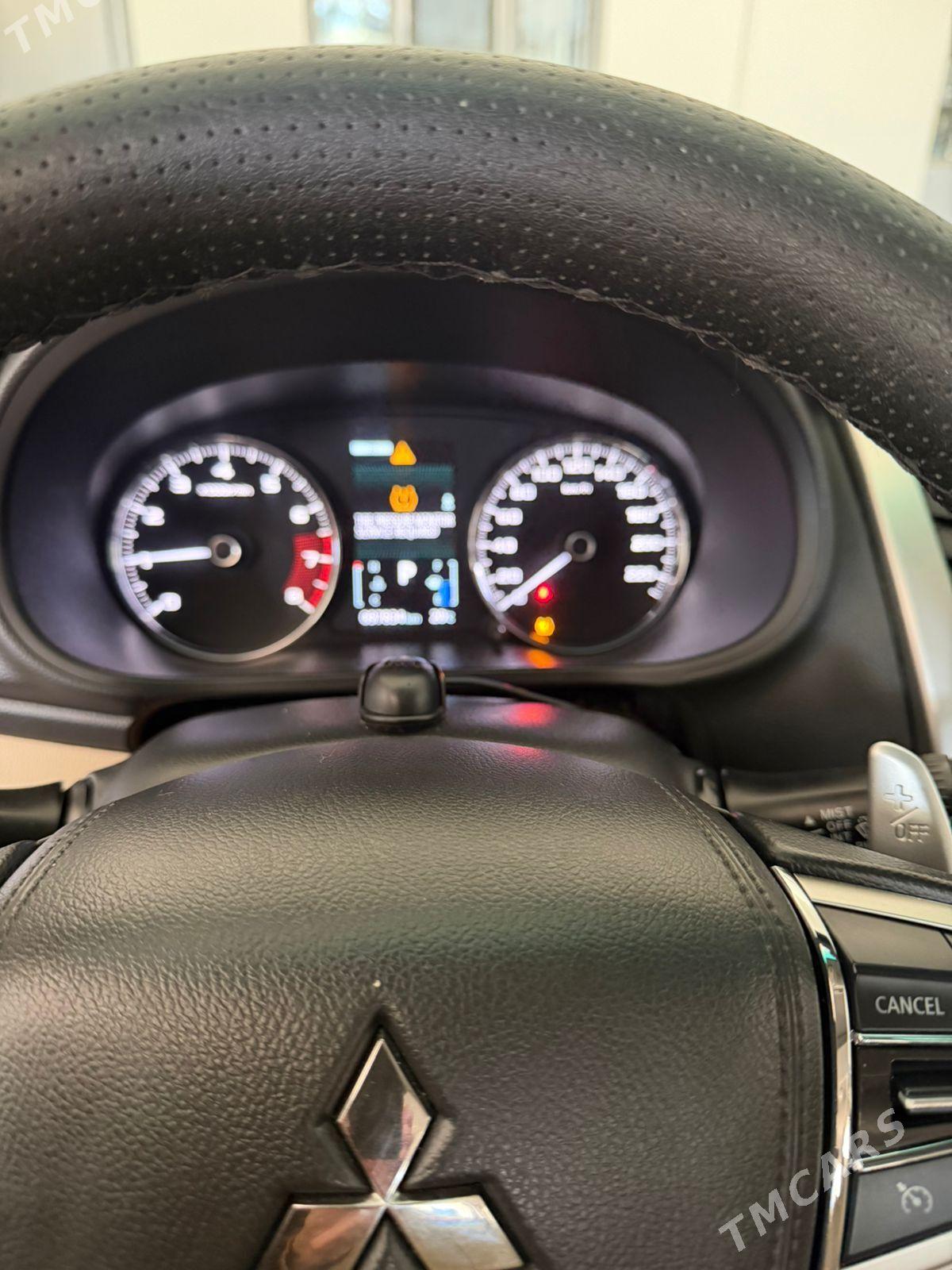 Mitsubishi Montero Sport 2019 - 384 000 TMT - Aşgabat - img 5