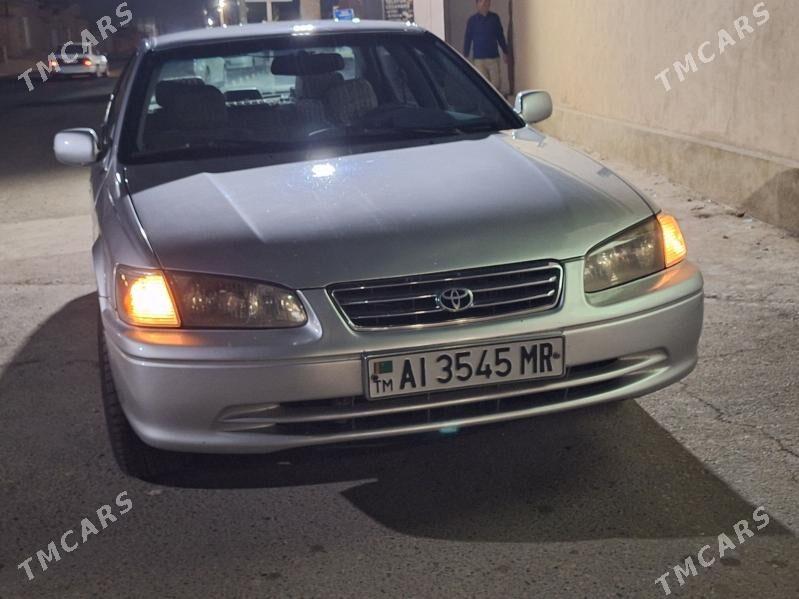 Toyota Camry 2001 - 140 000 TMT - Мары - img 2