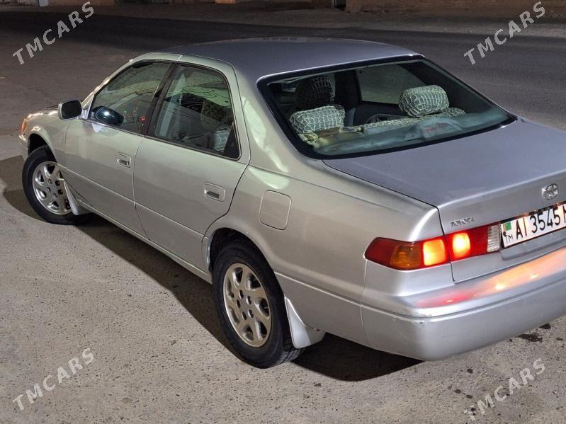 Toyota Camry 2001 - 140 000 TMT - Мары - img 6