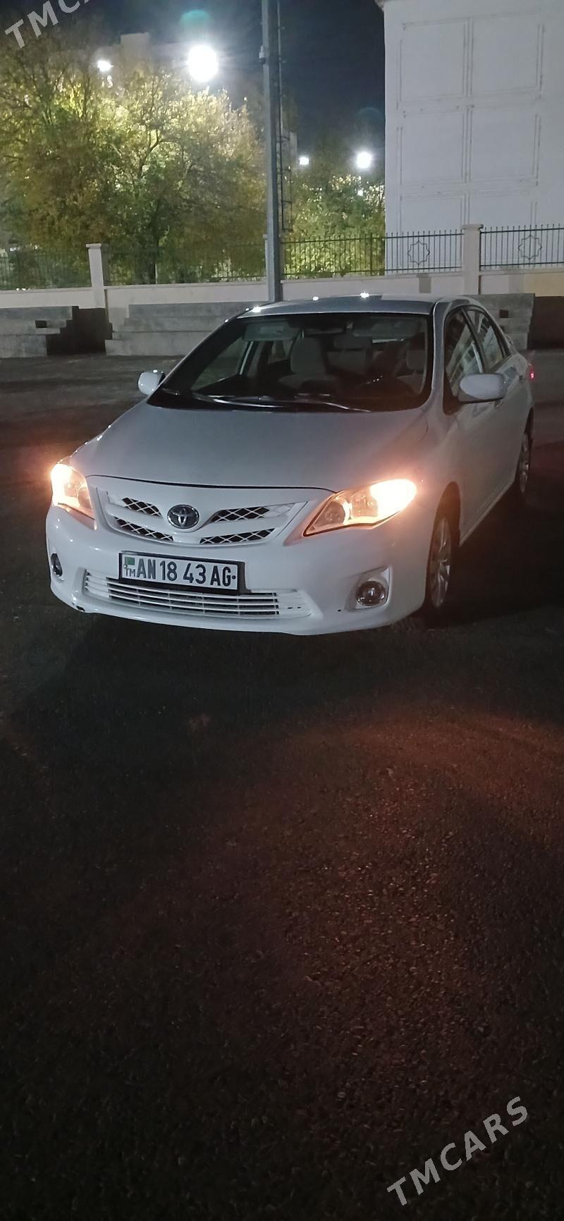 Toyota Corolla 2011 - 174 000 TMT - Aşgabat - img 4