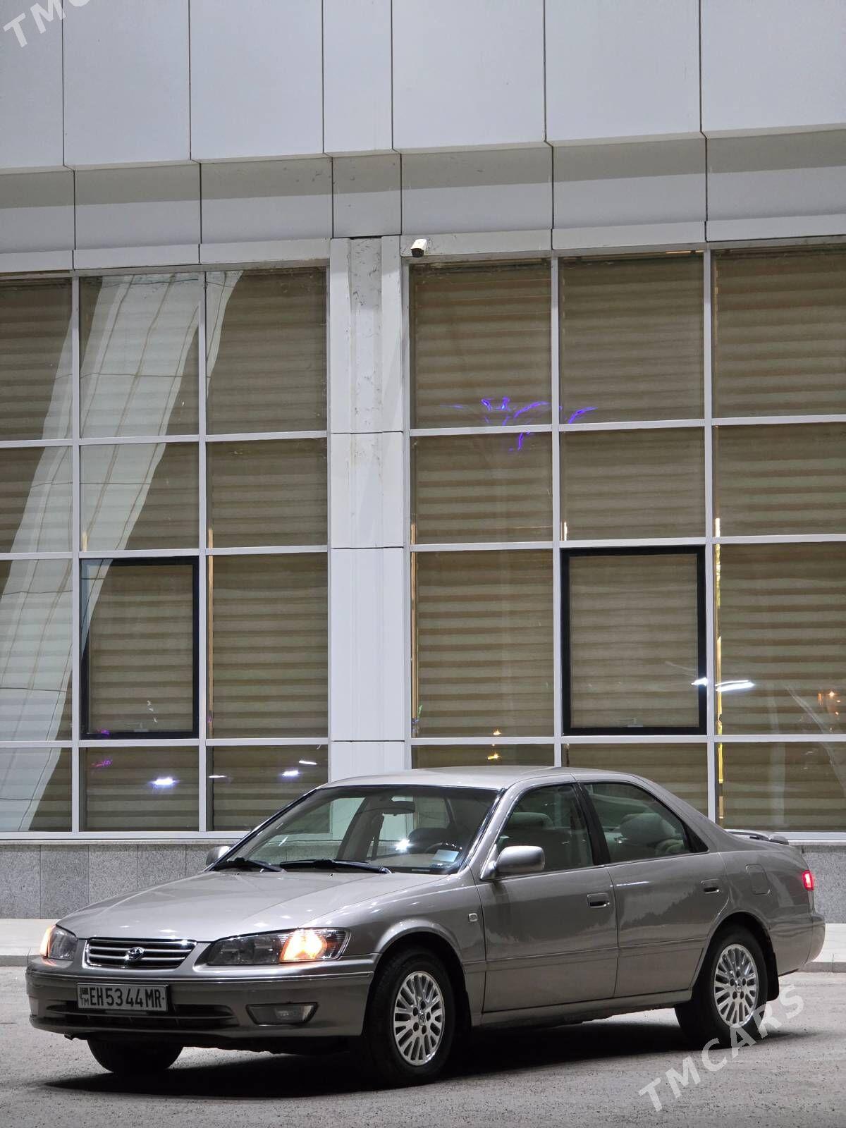 Toyota Camry 1999 - 150 000 TMT - Мары - img 3