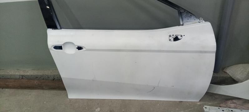 Gapy sag öñki Camry 2021 2 300 TMT - Ашхабад - img 2